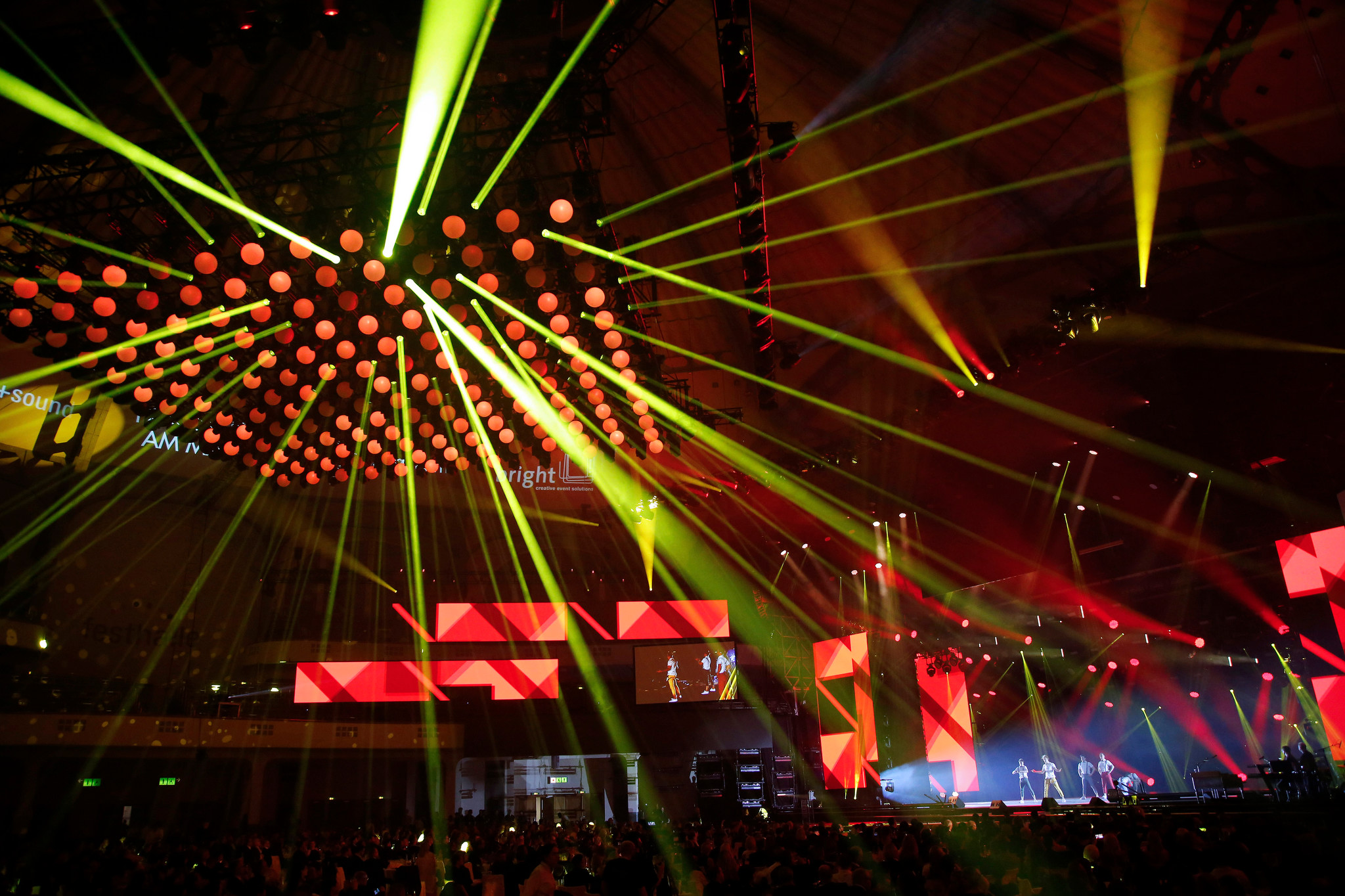 20210328_AdoraPress_Portfolio_Entertainment_007