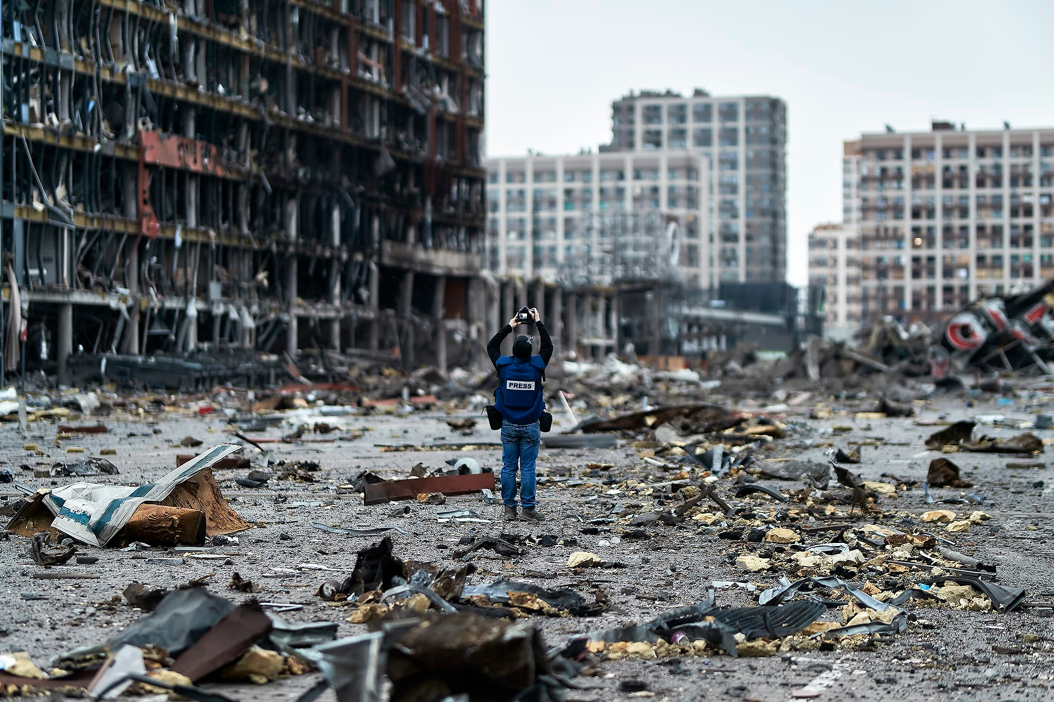 20220326_AdoraPress_UkraineRetrovilleBombing_054