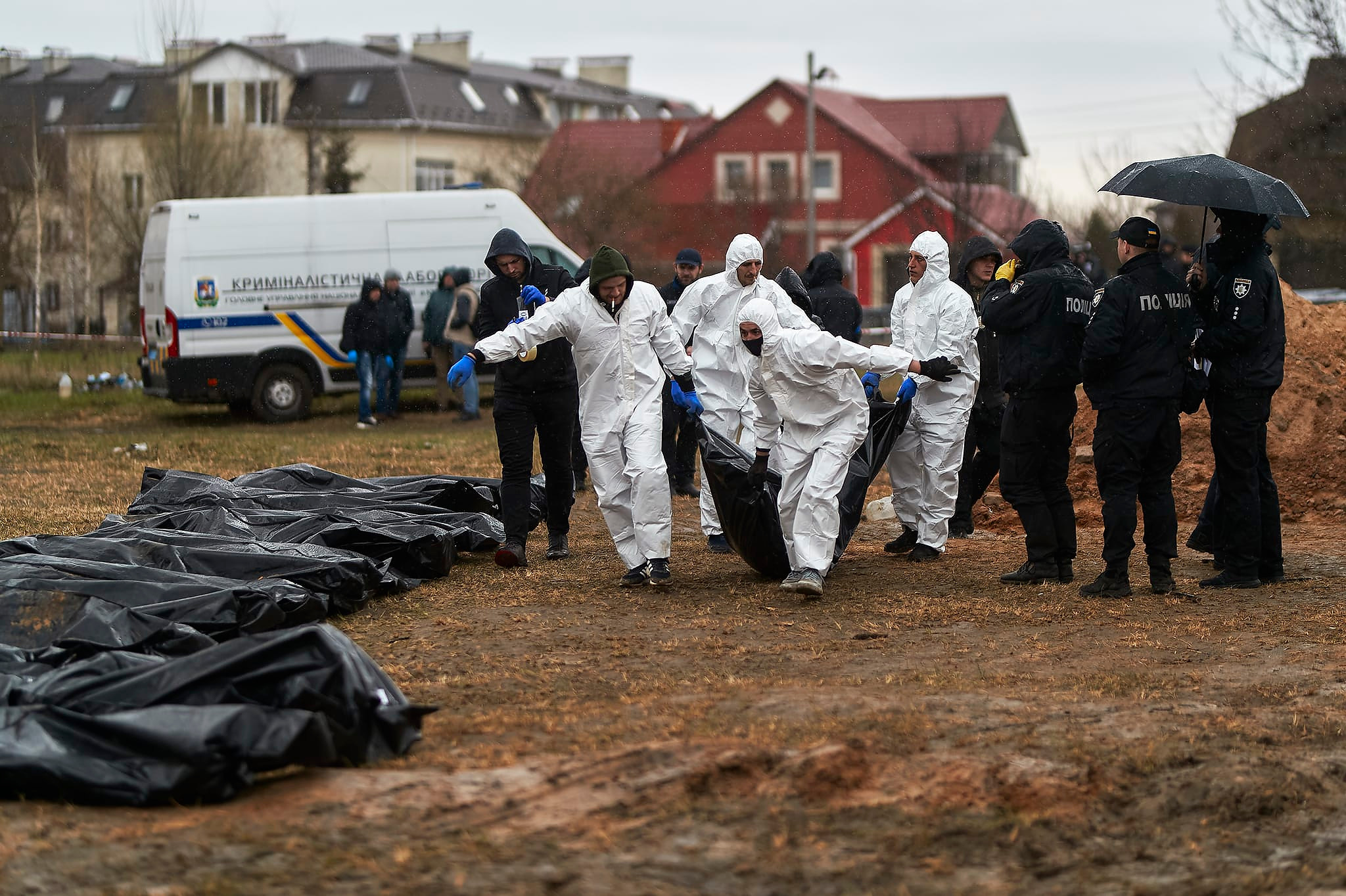 20220408_AdoraPress_BuchaMassGrave0804_006