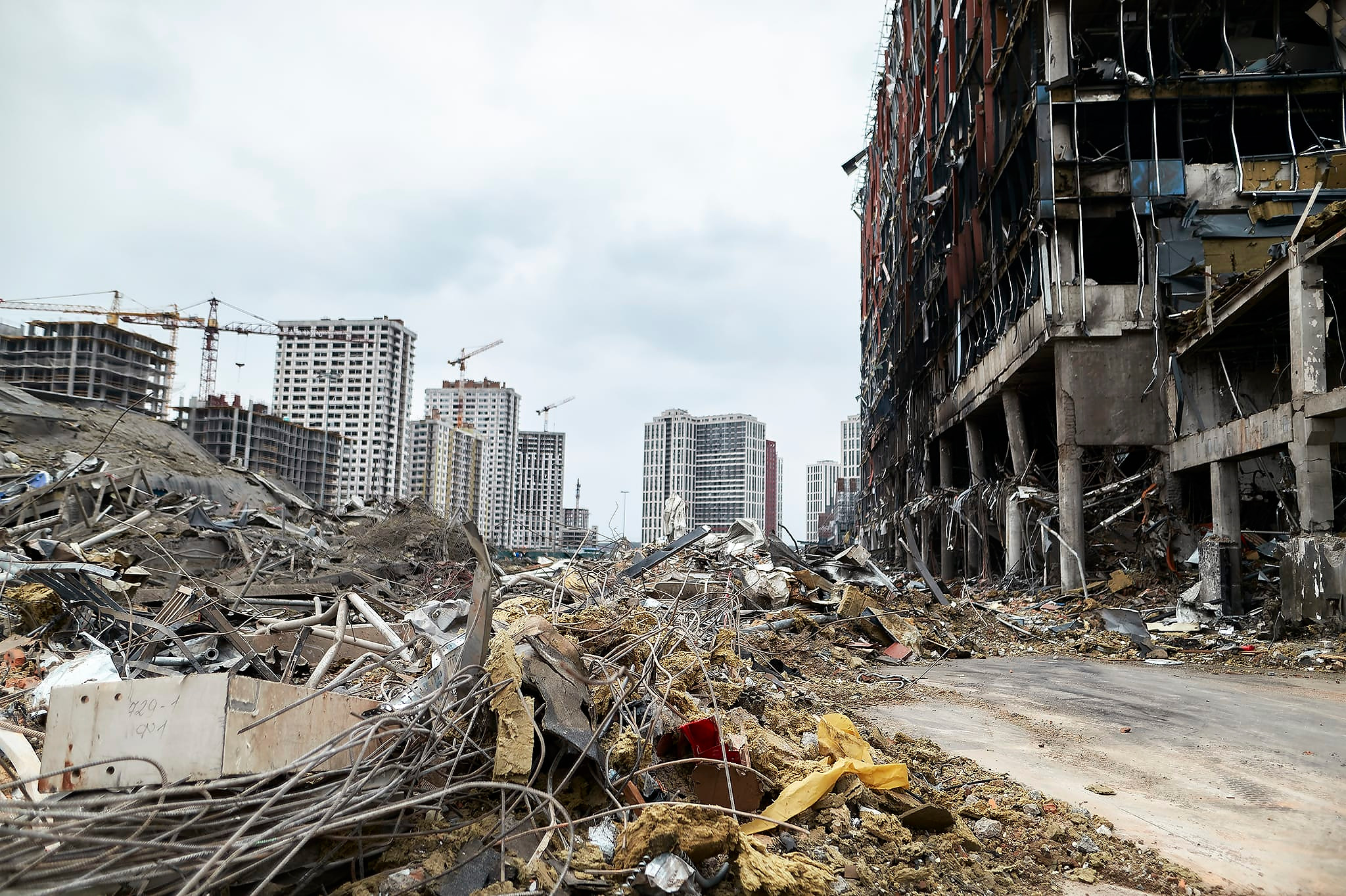 20220326_AdoraPress_UkraineRetrovilleBombing_037